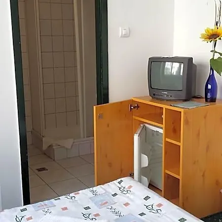 فندق مبيت وإفطار Belko Panzio *
