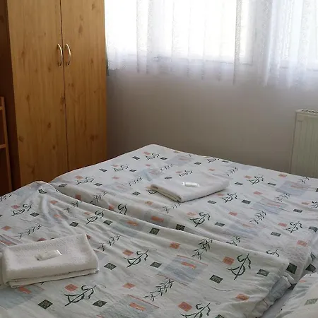 Bélkő Panzió Alojamento de Acomodação e Pequeno-almoço