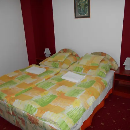 Bélkő Panzió Alojamento de Acomodação e Pequeno-almoço